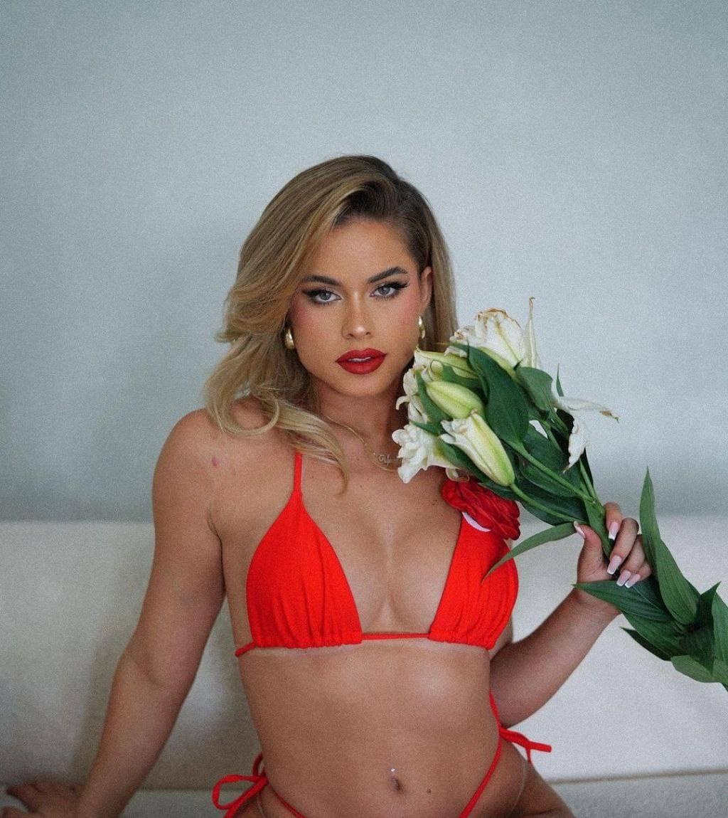 Светка привлекальеная девушка из Черноголовки цена от 4000 руб