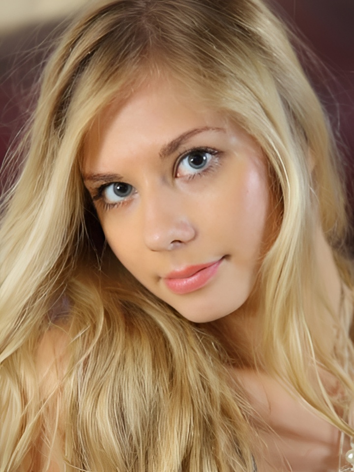 Индивидуалка Лиза, доступна для личного знакомства от 10000 руб